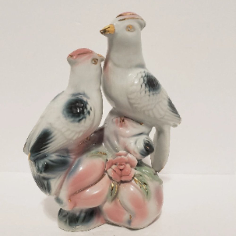 Vintage Bird Figurine DBE Japan Vintage
